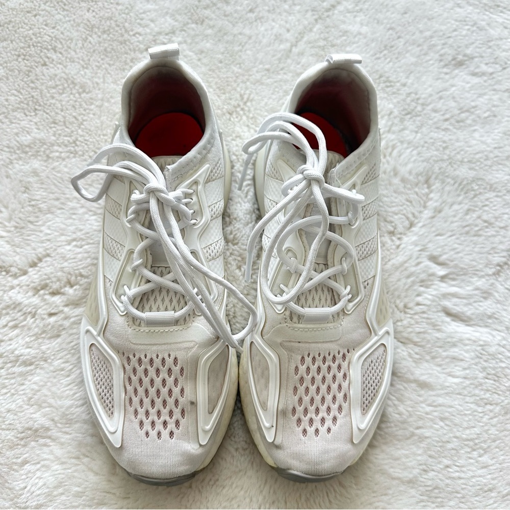 Adidas girls shoes size 5 US - Picture 3 of 5